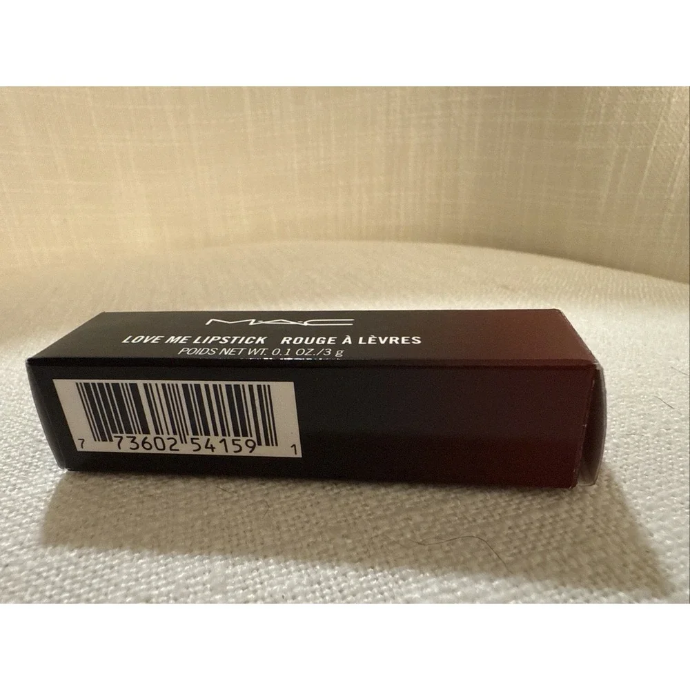 MAC‎ Love Me Lipstick 423 E for Effortless 0.1oz New in Box